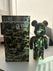 BE@RBRICK(ベアブリック) A BATHING APE アベイシングエイプ PLAY 400%