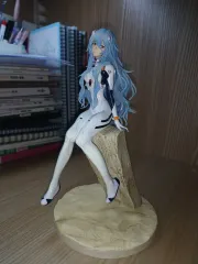 エヴァンゲリオン 綾波レイ フィギュア