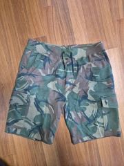 美品S 19SS Nylon Trail Short Woodland Camo - メルカリ