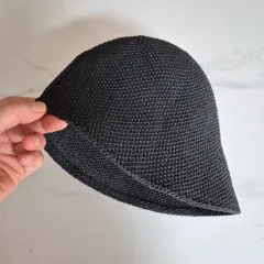 ブラックニット バケットハット