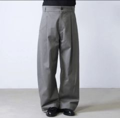 JUHA 2TUCK WIDE EASY PANTS 常田大希愛用ブランド JUHA 2TUCK WIDE EASY PANTS 常田大希愛用ブランド - メルカリ