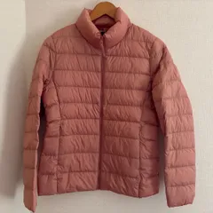 (^w^)b UNIQLO ユニクロ 400711 ウルトラライトダウンジャケット　軽量　コーラルピンク　軽量　撥水　静電気防止　手洗い可能 ジップアップ ブルゾン ジャケット 長袖 ジャンパー 羽織り 可愛い　防寒　レディース　Mサイズ　OM12541ON