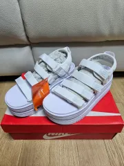 ナイキ レディース サンダル (新品) サイズ 250