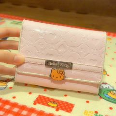 激レア！2000年当時物SANRIO　Hello Kitty サテン　刺繍　財布 激レア！2000年当時物SANRIO Hello Kitty サテン 刺繍 財布 | Mercari