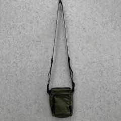 pop t r a ding companyショルダーバックフロントポケット付き - メルカリ