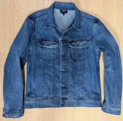 A.P.C. アーペーセー デニムジャケット デニムトラッカー 傷なし 良し Mサイズのサムネイル