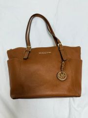 MICHAEL KORS トートバッグ ブラウン A4サイズ収納可 大容量 - メルカリ