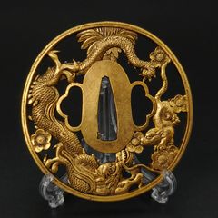 箱*根様 虎？龍？の彫刻 鉄製鍔 楽天市場】日本刀装具 刀鍔 龍と虎図 銅地 金工 細工 鍔 つば 居合用
