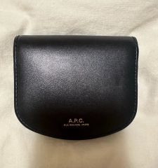 極美品】A.P.C アーペーセー ハーフムーン キーケース 4連 レザー 黒