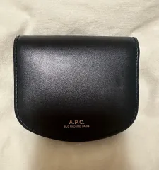 A.P.C. アーペーセー 財布のサムネイル