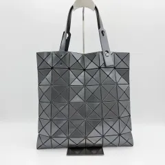 2026年最新】ISSEY MIYAKE BAOBAO トートバッグ シルバーの人気