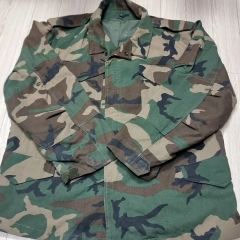 60年代　米軍ベトナム戦　ローカルメイド　ノンリップ迷彩ジャケット 60年代 米軍ベトナム戦 ローカルメイド ノンリップ迷彩ジャケット