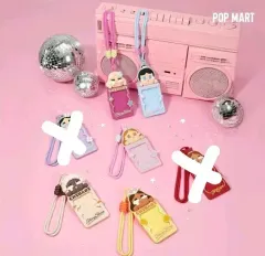 POP MART クライベイビー キーホルダー