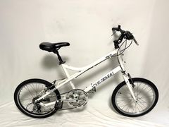 美品 LOUIS GARNEAU 子供用 22インチ ホワイト フェンダー付き - メルカリ