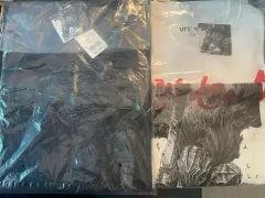 ユニクロ U ベルセルク L 2点 新品