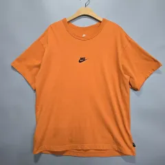ナイキ プレミアム エッセンシャルズ 半袖 Tシャツ
