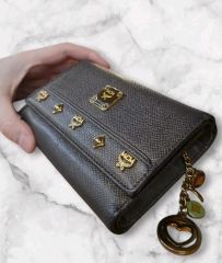 MCM 長財布 レオパード柄 ハラコ ゴールドプレート - メルカリ