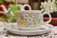 B【Noritake】ノリタケ デイジー花柄 ティーカップ＆ソーサー ヴィンテージ