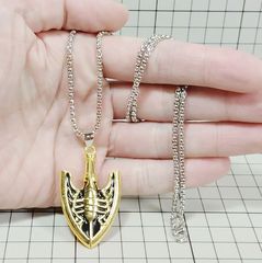 ジョジョの奇妙な冒険 矢 鏃 ネックレス 秘められた叡智 - メルカリ