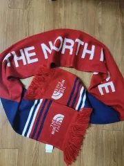 THE NORTH FACE ザノースフェイス レッド マフラー スカーフのサムネイル