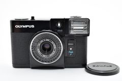 フラッシュ不可・赤ベロOK・電池室腐食無し】OLYMPUS PEN EF - メルカリ