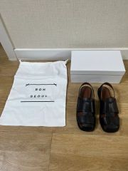nest Robe FERNAND 黒 サンダル - メルカリ
