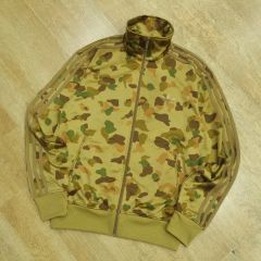 未使用品】アディダスオリジナルス 迷彩柄 ジャージ 日本限定 