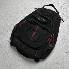 A*凛様 Oakley Icon Backpack 2.0 - メルカリ