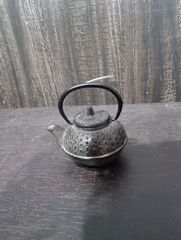 昭和レトロ 南部鉄器 風鈴 金属製屋根付き風鈴 - メルカリ