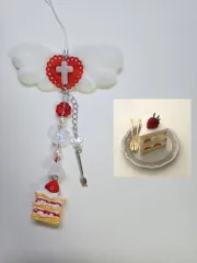 いちご ケーキ ビーズキーホルダー | 誕生日 | ハローキティ