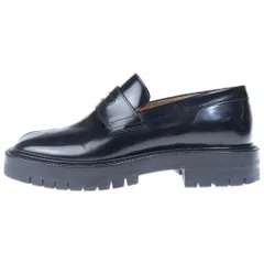 Maison Margiela (メゾンマルジェラ) 足袋 タビ レザーローファー レザークリートソール ブラックのサムネイル