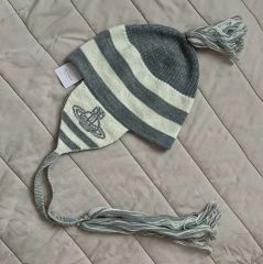 Vivienne Westwood ニット帽 ポンポン付き - メルカリ