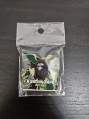 A BATHING APE® アベイシングエイプ サルヘッド バッジのサムネイル