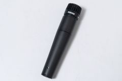 SHURE Beta 58A ダイナミックマイク 専用ケース付き - メルカリ