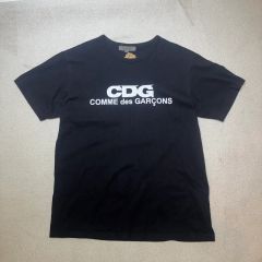 希少】CDG コムデギャルソン 半袖 Tシャツ ブラック メンズ L - メルカリ