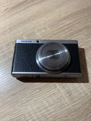 オールドコンデジ】 FUJIFILM XF1 - メルカリ