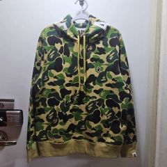 正規品A BATHING APE MCMコラボ シャークパーカー - メルカリ