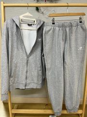 新品級/即完売】New Balance Hoops セットアップ Lサイズ - メルカリ