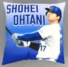 大谷翔平 クッション サイン入り 17 GIGO限定 - メルカリ