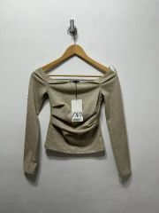 ZARA コントラストオフショルダートップス - メルカリ