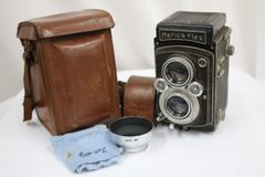 動作品】Mamiya マミヤ C3 Professional 二眼 レンズ2本 - メルカリ