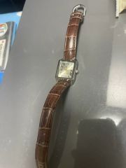GUCCI 7700M 腕時計(クォーツ) 日にちずれます - メルカリ