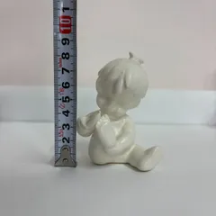 足の爪を切る天使 SENSHUKAI SKIP フィギュリン 陶器 置物 昭和レトロのサムネイル