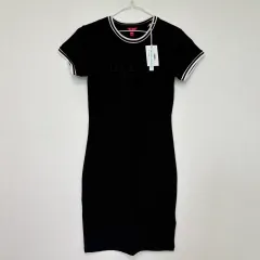 新品 GUESS ゲス ブラック テディ ONE PIECE Mのサムネイル