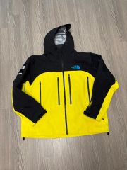 シュプリーム supreme アイスランド コラボ ナイロンジャケット 迷彩 