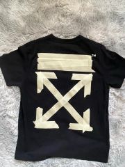 Off-White 半袖Tシャツ 3Dビッグアロー ビッグロゴプリント L - メルカリ