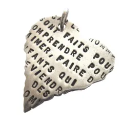 美品 SERGE THORAVAL セルジュトラヴァル poemes d'amour 愛の詩集 ハートモチーフ ペンダントトップ 925 シルバー レディース 古着 中古 USEDのサムネイル