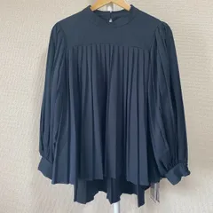 【RUIRUE BOUTIQUE ルイルエブティック】レディース ブラウス プリーツ ネイビー Mサイズのサムネイル