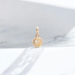 イニシャルK ネックレスチャーム K18 750刻印 ダイヤモンド付き - メルカリ