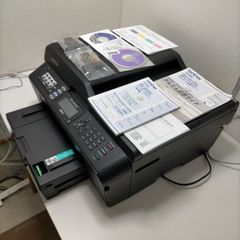 昭和52年製 日本製 木象嵌 三連衝立 松に孔雀 瑞鳥 山水図 神戸税関